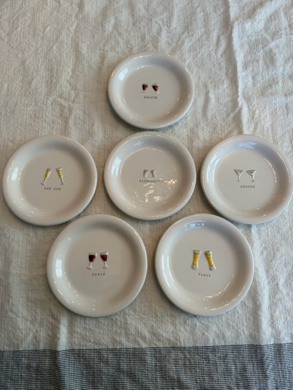 Williams Sonoma Cheers 6 White Ceramic cheers desert 6” plates